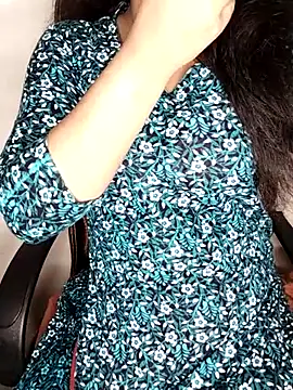 Snapshot of Tapur- chatting on 11.07.25 Tapur- online show from 11.07.25