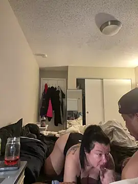 Snapshot of megstarzxxx chatting on 03.04.25 megstarzxxx online show from 03.04.25