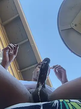 Snapshot of megstarzxxx chatting on 03.10.25 megstarzxxx online show from 03.10.25