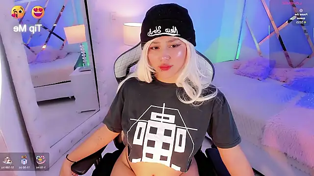 Snapshot of sexyy_kitty18 chatting on 02.02.26 sexyy kitty18 online show from 02.02.26