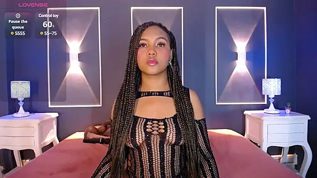 Snapshot of HAYLANISMITH chatting on 03.11.25 HAYLANISMITH online show from 03.11.25