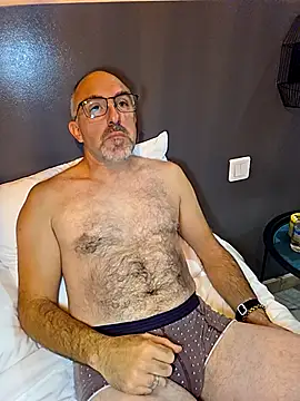 Crosss-23cm online show from 10.08.25