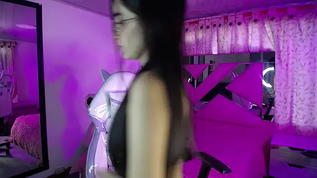 Mia Fischer online show from 01.02.25