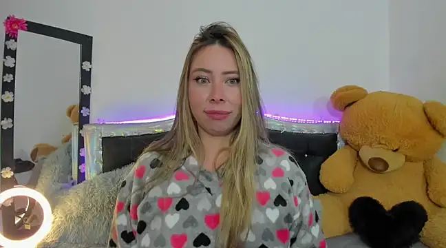 JanneKim online show from 03.07.25