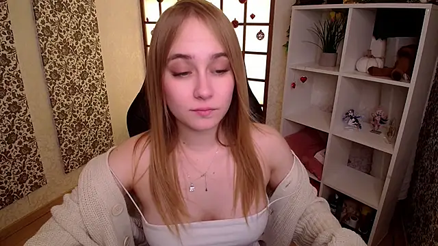 LianaBright online show from 01.28.25