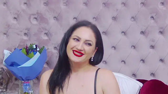 Snapshot of CassidyVelvet chatting on 03.09.25 CassidyVelvet online show from 03.09.25