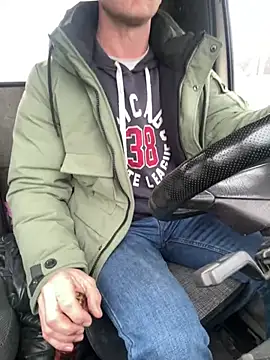 Snapshot of AlexGWoW chatting on 01.10.25 AlexGWoW online show from 01.10.25