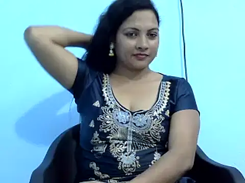 Snapshot of tripti2 chatting on 03.03.25 tripti2 online show from 03.03.25