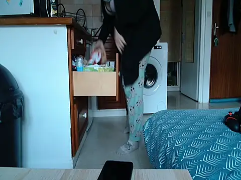 Lauzo21 online show from 04.02.26