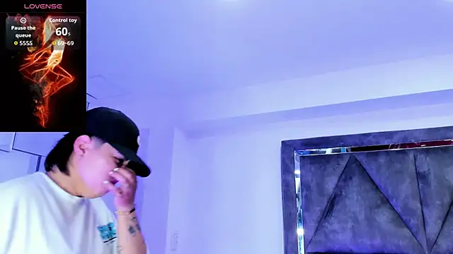 Snapshot of AbbySmiitth_ chatting on 10.16.25 AbbySmiitth online show from 10.16.25