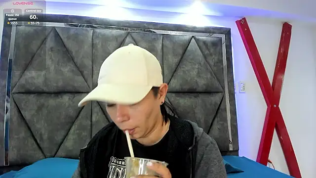 Snapshot of AbbySmiitth_ chatting on 02.18.26 AbbySmiitth online show from 02.18.26