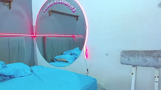 minimi naty online show from 01.15.25