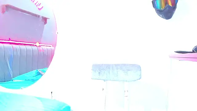 minimi naty online show from 02.04.25