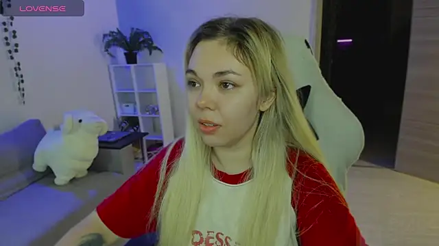 whoa-hoa-hoa-hoa-hoa online show from 12.20.25