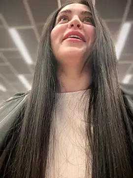 Snapshot of meow_girl chatting on 02.09.25 meow girl online show from 02.09.25