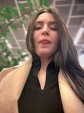 Snapshot of meow_girl chatting on 02.20.25 meow girl online show from 02.20.25