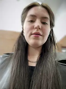 Snapshot of meow_girl chatting on 03.03.25 meow girl online show from 03.03.25