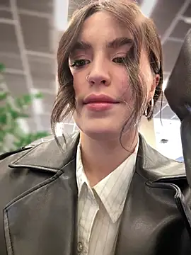 Snapshot of meow_girl chatting on 03.15.25 meow girl online show from 03.15.25