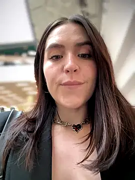 Snapshot of meow_girl chatting on 09.24.25 meow girl online show from 09.24.25