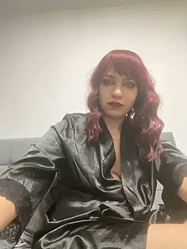 Snapshot of NicolleNova chatting on 01.13.25 NicolleNova online show from 01.13.25