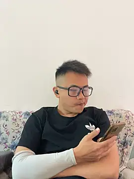 lixiaoshuai8 online show from 03.11.25