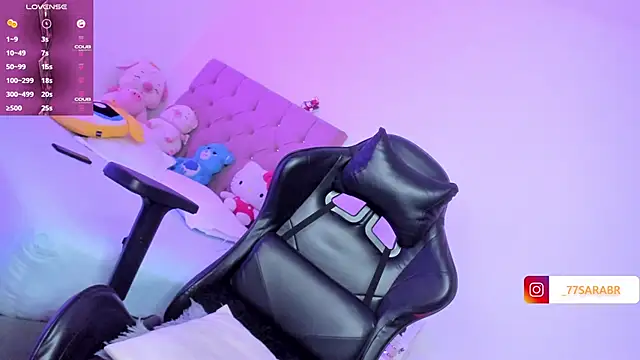 Snapshot of charlottexs chatting on 03.18.25 charlottexs online show from 03.18.25