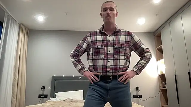 cute mark online show from 12.22.25