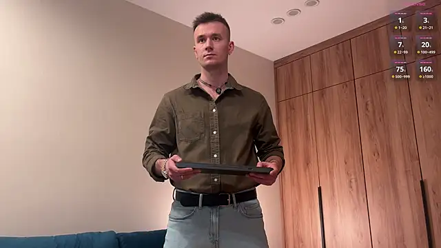 cute mark online show from 04.11.26