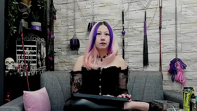 CruelMistress online show from 11.19.25