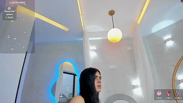 Snapshot of Venusflame__ chatting on 10.21.25 Venusflame online show from 10.21.25