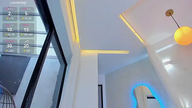 Snapshot of Venusflame__ chatting on 10.28.25 Venusflame online show from 10.28.25