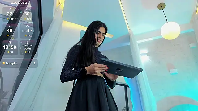 Snapshot of Venusflame__ chatting on 11.10.25 Venusflame online show from 11.10.25