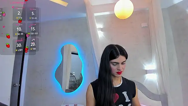 Snapshot of Venusflame__ chatting on 11.13.25 Venusflame online show from 11.13.25