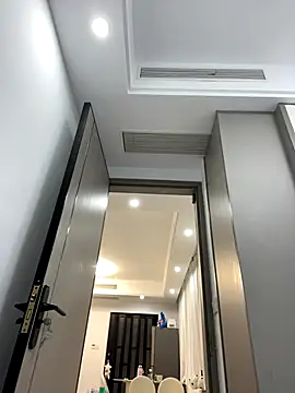 Snapshot of xyebobs chatting on 09.21.25 xyebobs online show from 09.21.25