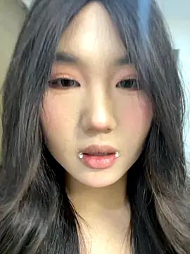 Snapshot of xyebobs chatting on 11.29.25 xyebobs online show from 11.29.25