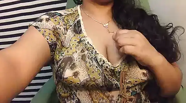 SabrinaNoor online show from 01.11.25