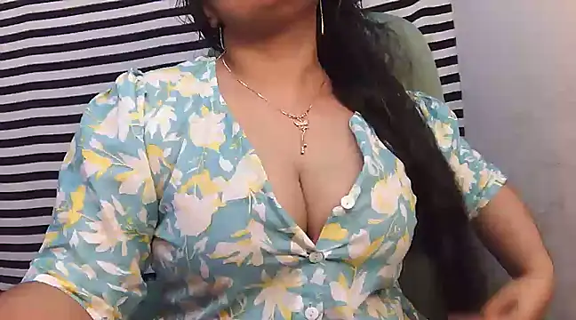 SabrinaNoor online show from 01.23.25