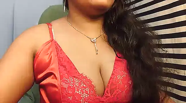 SabrinaNoor online show from 02.10.25
