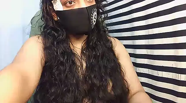 SabrinaNoor online show from 02.12.25