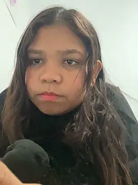 Amaia Nomi online show from 09.17.25