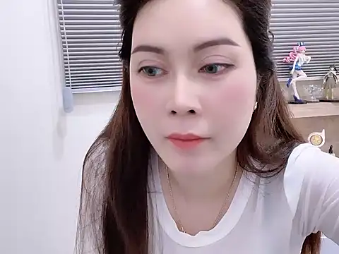 Zozo qq online show from 10.29.25