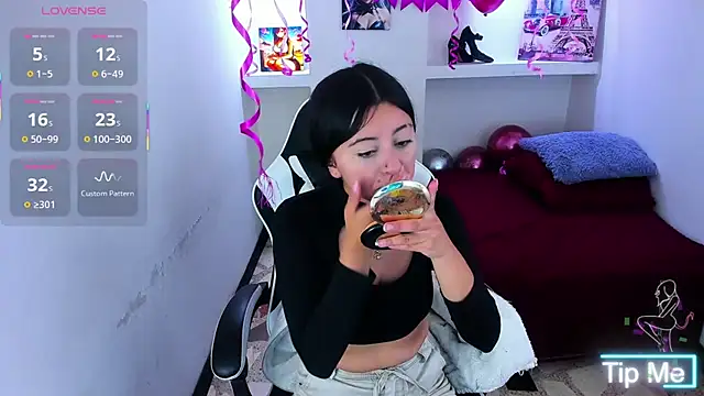 zoe connor19 online show from 02.06.26