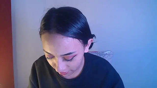 Snapshot of Little_aphrodite chatting on 09.10.25 Little aphrodite online show from 09.10.25