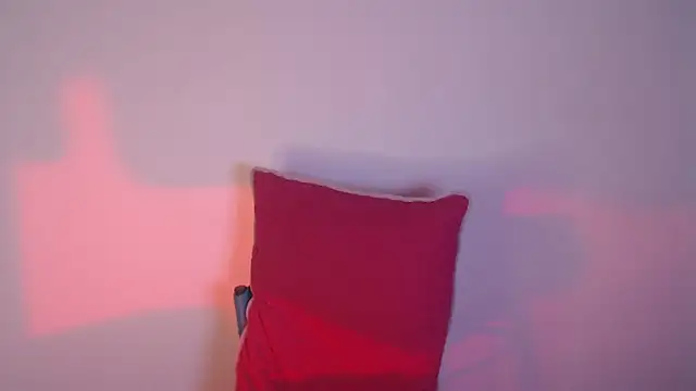 Snapshot of Little_aphrodite chatting on 09.15.25 Little aphrodite online show from 09.15.25