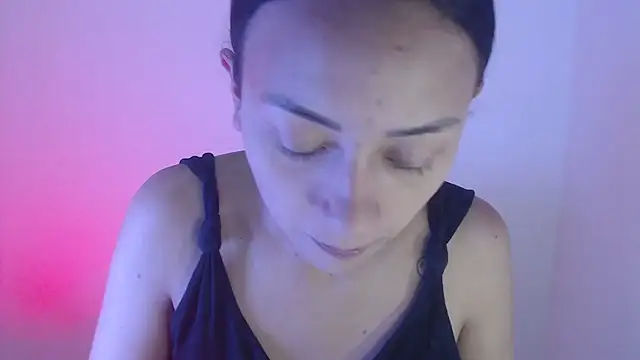 Snapshot of Little_aphrodite chatting on 09.30.25 Little aphrodite online show from 09.30.25