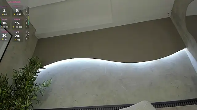 Naomi Dasilva online show from 02.07.25