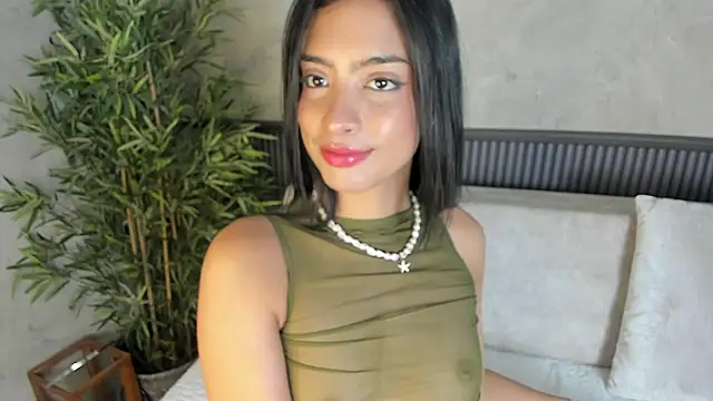 Naomi Dasilva online show from 02.27.25