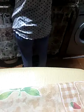 Snapshot of nouramaroc chatting on 10.21.25 nouramaroc online show from 10.21.25