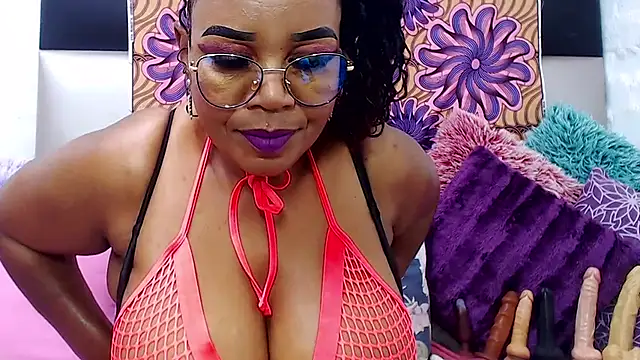 MATURExxxASS online show from 10.04.25