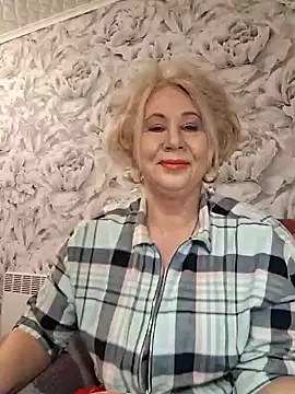 Snapshot of PALETT chatting on 02.01.25 PALETT online show from 02.01.25